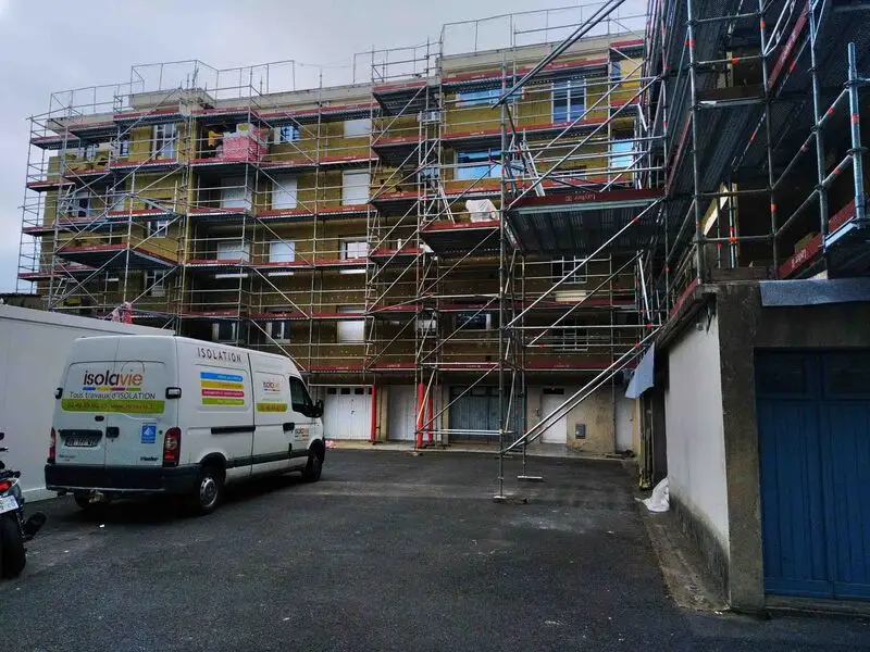 Rénovation énergétique — ITE laine de roche 180mm